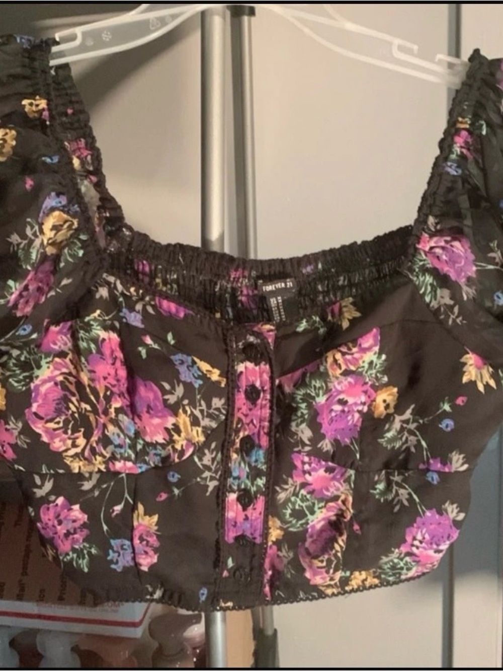Forever 21 Black Floral Cropped Button-Front Top